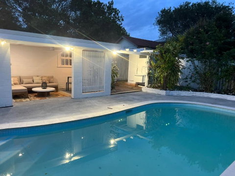 Modern Pool Oasis & Seaside Abode - Australian Directory 0