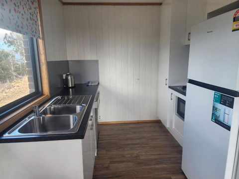 Mount Rumney Escapes - 5 Seaview Kangaroo House - Australian Directory 1