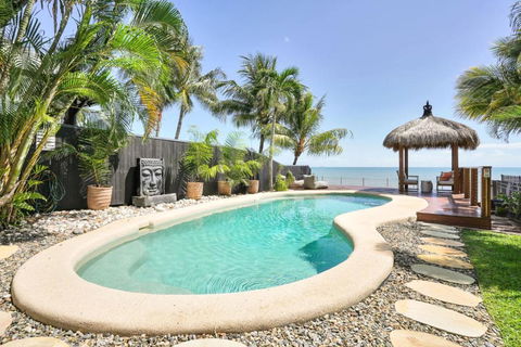Mylara Beachfront Holiday Home - Australian Directory 1