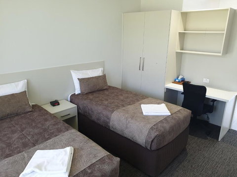 Naracoorte Hotel Motel - Australian Directory 2