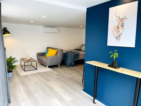 Newly Renovated Contemporary Private Studio Near Hobart CBD And Airport - Australian Directory 2