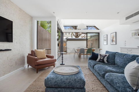 Newtown Haven - Australian Directory 1