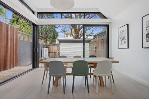 Newtown Haven - Australian Directory 2