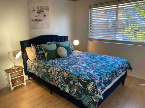 North Beach Getaway - Australian Directory 2