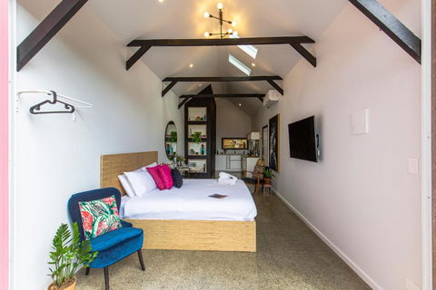 Nowra Studio Barn - Australian Directory 2