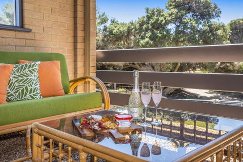 Ocean Close - Spacious Beach House - Australian Directory 3