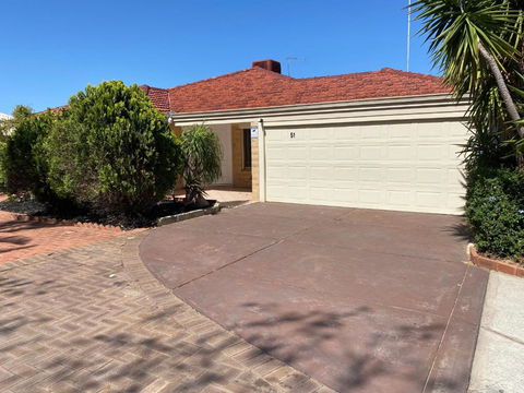 Ocean Keys Family Accommodation - Australian Directory 0