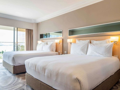 Novotel Wollongong Northbeach - Australian Directory 2