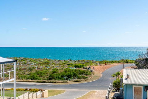 Ocean View Retreat - Best View In Town - Australian Directory 1