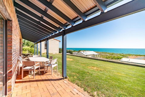 Ocean View Retreat - Best View In Town - Australian Directory 2