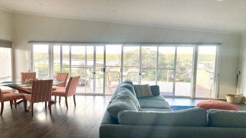 Off The Net - New Listing - Esplanade Property With Views Of The Channel - Australian Directory 2