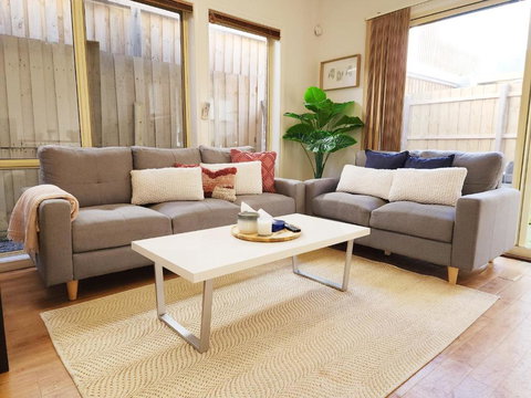 On The Beach, Kids & Pets Friendly - Australian Directory 1