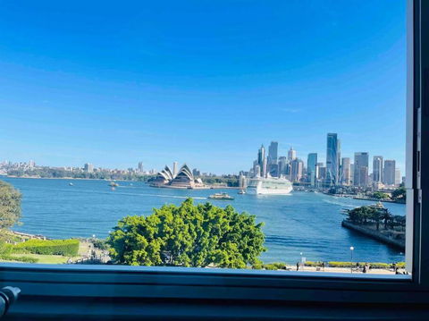 Opera & Harbour Bridge View Penthouse (3 Rooms) - Australian Directory 3