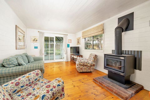 Orchard Cottage Alpine Southern Highlands - Australian Directory 1