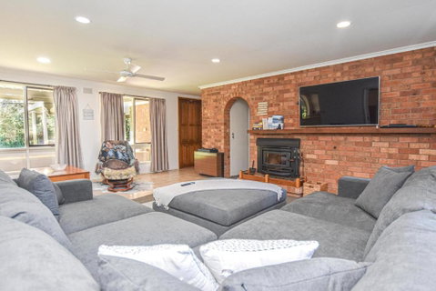 Ovens Valley Retreat - Australian Directory 3