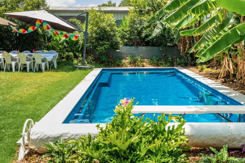 OXLEY Mineral Pool & Private Home SuburbanSTAY - Australian Directory 2