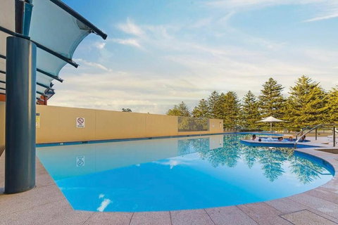 Ocean View Private Cronulla Apartment - Australian Directory 2