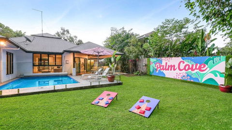Palm Paradiso - Australian Directory 1