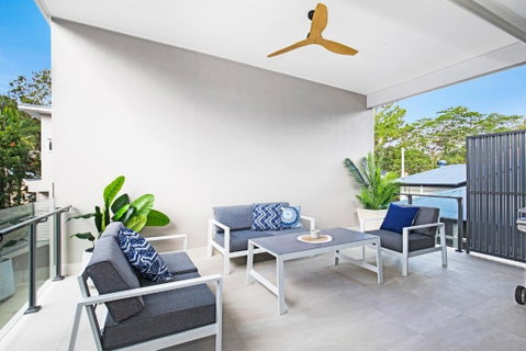 Park Avenue Terrace House Sleeps 9 - Australian Directory 3