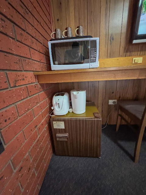 Pastoral Hotel Motel Echuca CBD - Australian Directory 3