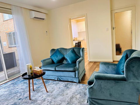 Peaceful Apartment In Camberwell - Australian Directory 1