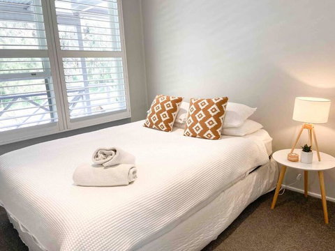 Peaceful Merewether Family Home - Australian Directory 1