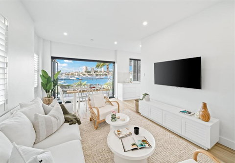Peach At Palm View Collective - Australian Directory 0