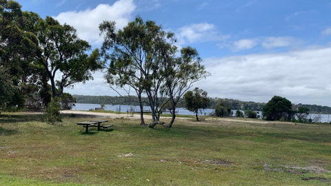Peninsula At Metung House - Access By Boat Only - Australian Directory 3