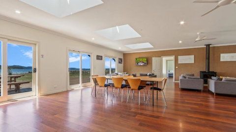 Peninsula At Metung - Access By Boat Only - Australian Directory 2