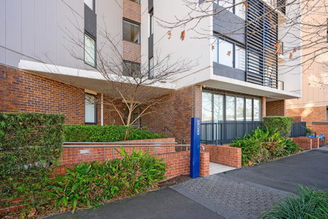 Penrith 3Br Apt Close ToTrain Station & Shopping - Australian Directory 2