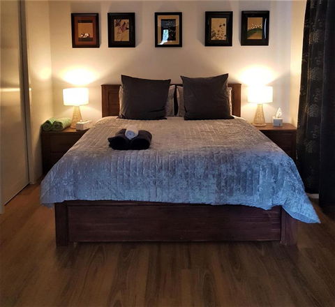 Pemberton Japanese Garden Studio - Australian Directory 3