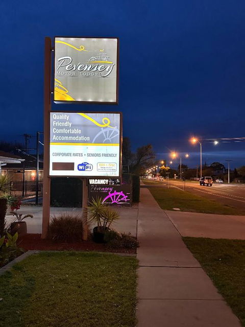 Pevensey Motor Lodge - Australian Directory 0