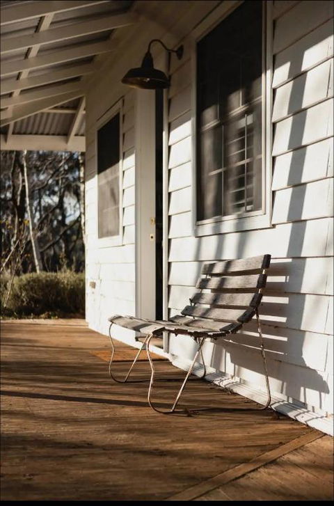 Peony Farm Pink Cottage - Australian Directory 2