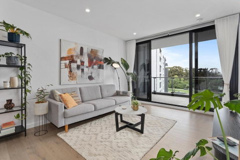 Perfect Location With 5 Star Amenities - Australian Directory 0