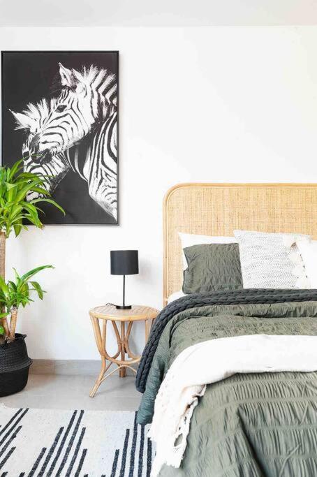 PERFECT STAY 2MIN By WALK TO THE BEACH FREE PARKING - Australian Directory 2