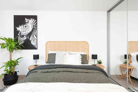 PERFECT STAY 2MIN By WALK TO THE BEACH FREE PARKING - Australian Directory 3