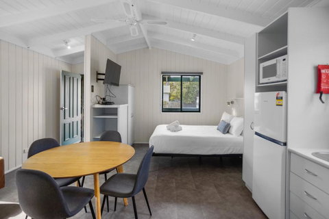 Pet Friendly On The Great Ocean Road - Australian Directory 1