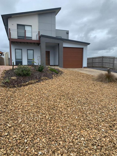 Peterborough Getaway - Australian Directory 0