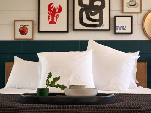 Peterborough House - Australian Directory 3