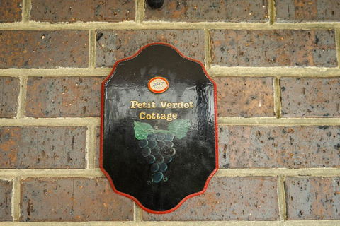 Petit Verdot Cottage - A Vineyard Retreat In Barossa Valley - Australian Directory 2