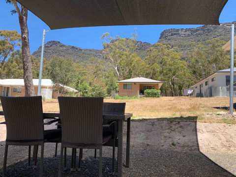 Pinnacle Views - Australian Directory 2