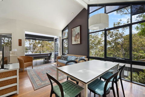 Pittwater Vistas - 5 Minutes To Palm Beach - Australian Directory 2