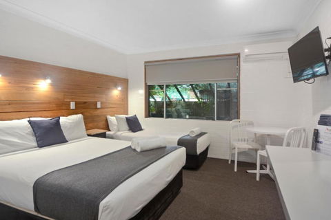 Pleasant Way River Lodge - Australian Directory 1
