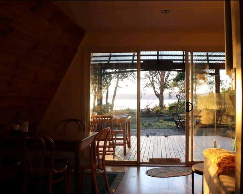 Poppies Retreat - Australian Directory 1