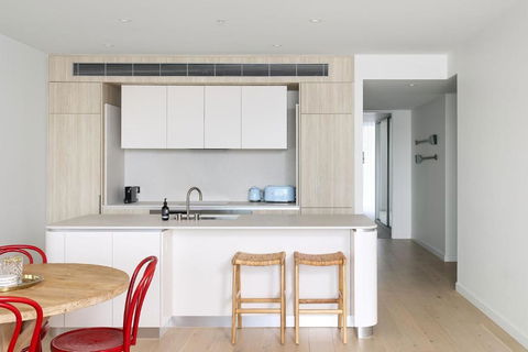 Portside On Honeysuckle - Australian Directory 2