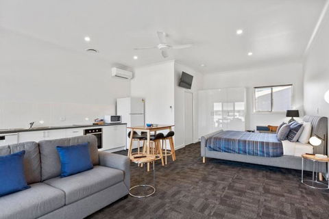 Port Lincoln Shark Apartment 6 - Australian Directory 0