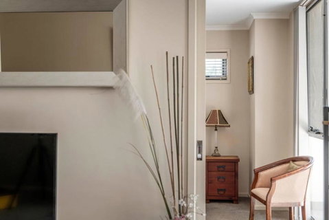 Quiet Apartment In Braddon ACT - Australian Directory 1