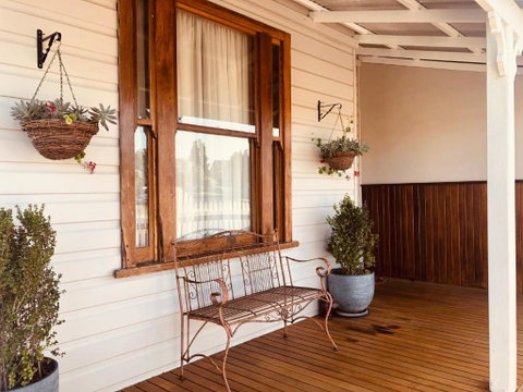 Railway Cottage - Australian Directory 1