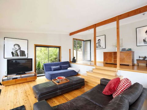 Postcards From The Edge - Australian Directory 1