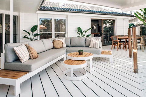 Prime Location With Pool - Walk To Coolum Beach - Australian Directory 2